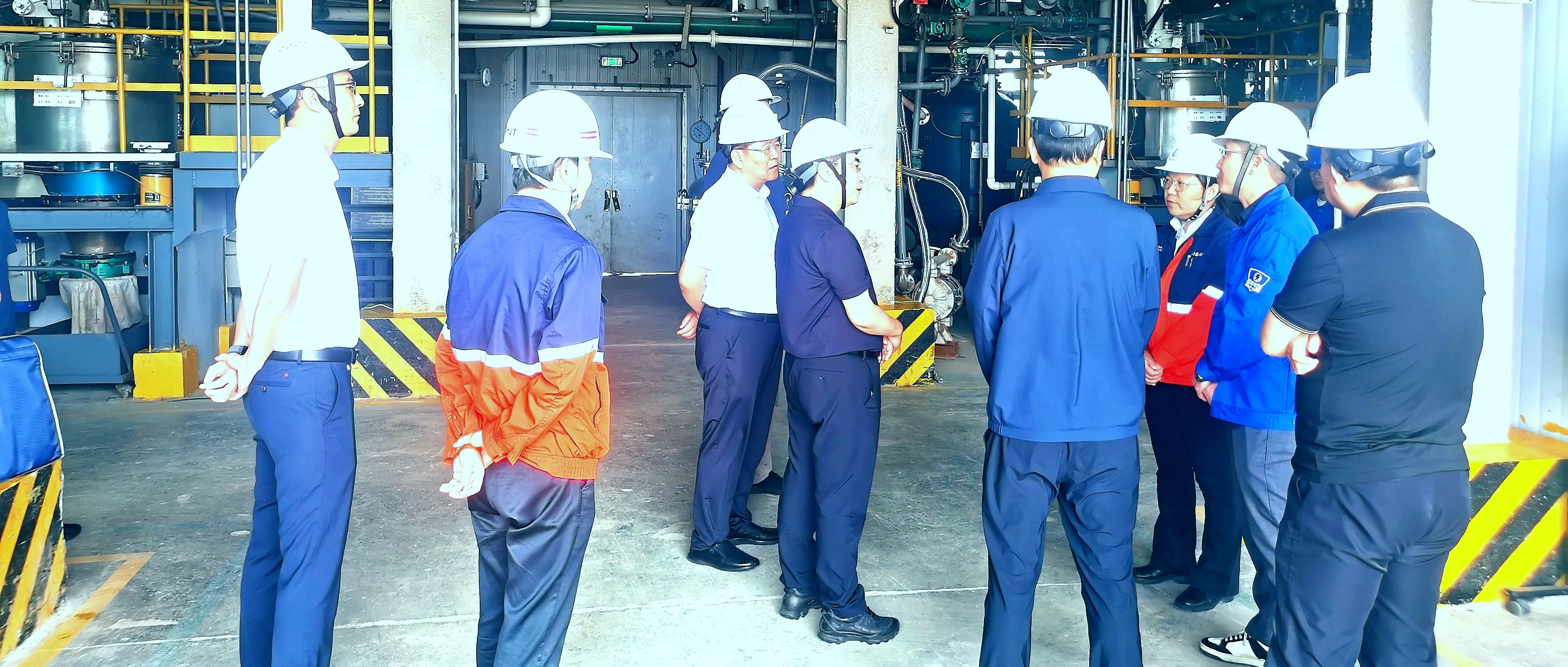 沧州市人民政府王少杰副市长一行在z6人生就是博化学兰州中试基地开展专题调研